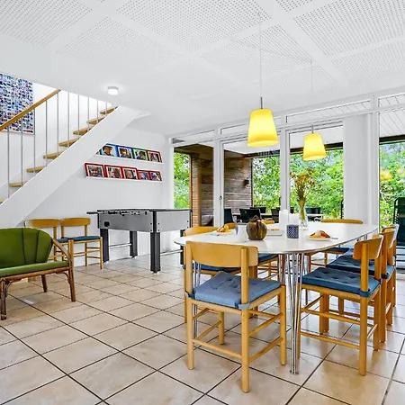 Three-bedroom In Tatil Evi