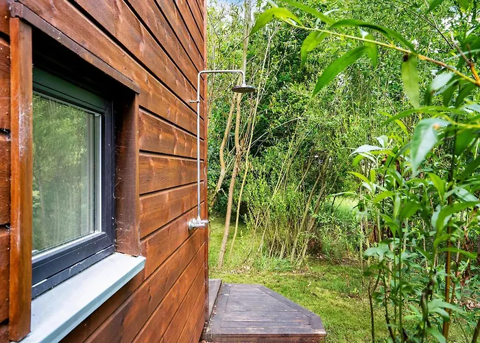 Three-bedroom In Semesterbostad