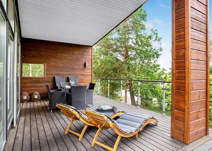 Three-bedroom In Semesterbostad *